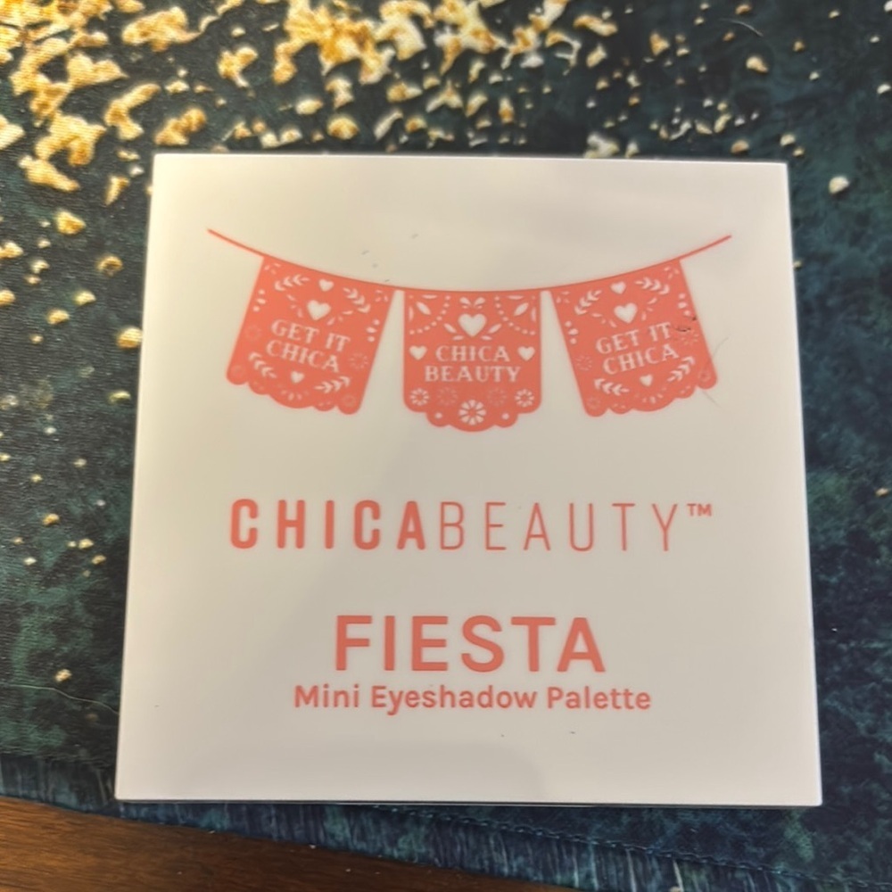 Fiesta Mini Eyeshadow Palette